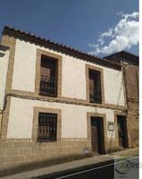 Casa en venta en Cáceres photo 0