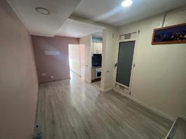 PISO EN VENTA EN SANTS, BARCELONA photo 0