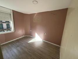 PISO EN VENTA EN SANTS, BARCELONA photo 0