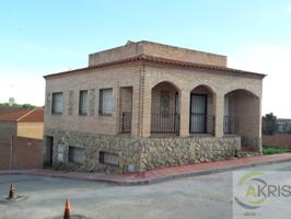 Casa en venta en Montearagón (Toledo) photo 0