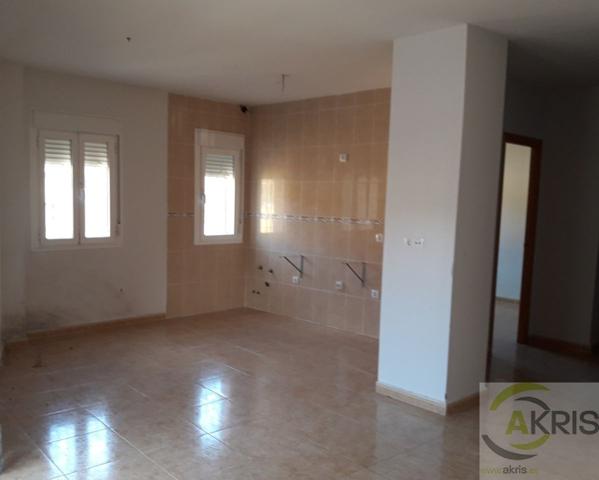 Casa en venta en Montearagón (Toledo) - Ocupada photo 0
