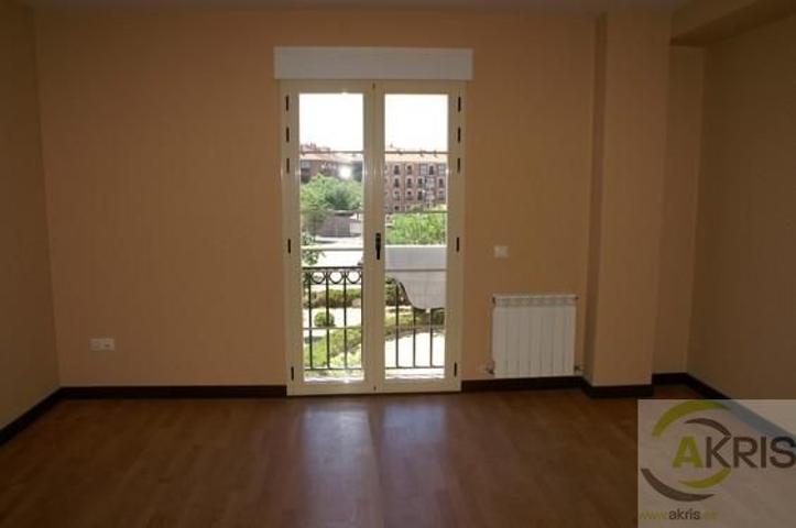 Piso en venta en Torrijos (Toledo) photo 0