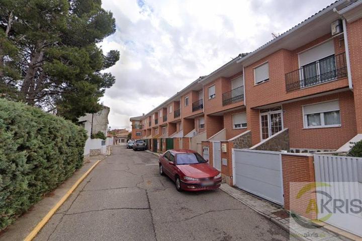 ADOSADO EN VENTA EN CIRUELOS (TOLEDO) photo 0