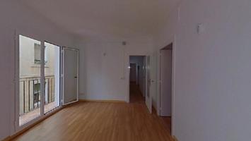Piso en venta en Ciutat Vella (Barcelona) Ocupado photo 0