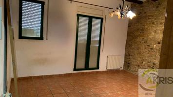 CASA ADOSADA EN VENTA EN BISBAL D´EMPORDA (LA) photo 0