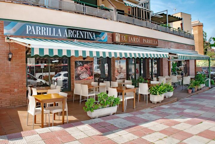 Restaurante en Lloret de Mar con oportunidad de traspaso- alquiler photo 0