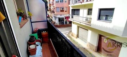 PISO EN VENTA EN LLANÇA, GIRONA photo 0