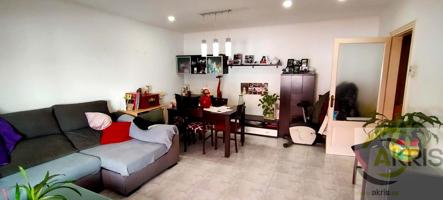 PISO EN VENTA EN LLANÇA, GIRONA photo 0