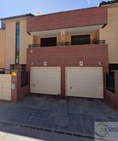 CASA EN VENTA EN MARCHAMALO (GUADALAJARA) photo 0