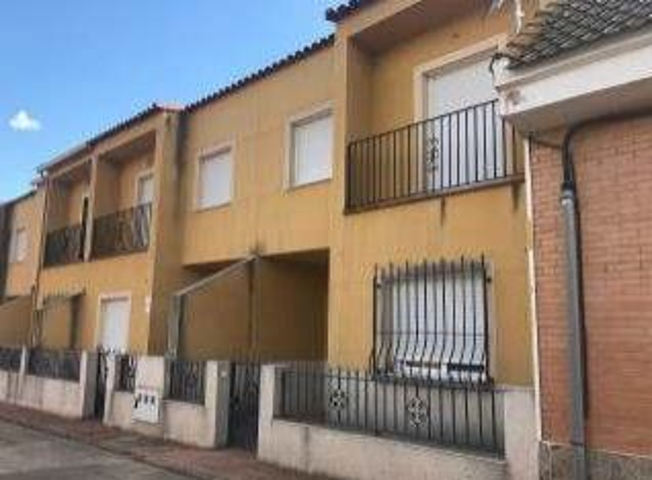 CASA EN VENTA EN LAS LABORES (CIUDAD REAL) - (ALQUILADA) photo 0