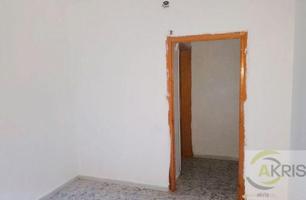 CASA OCUPADA EN VENTA EN TORRELLES DE FOIX (BARCELONA) photo 0