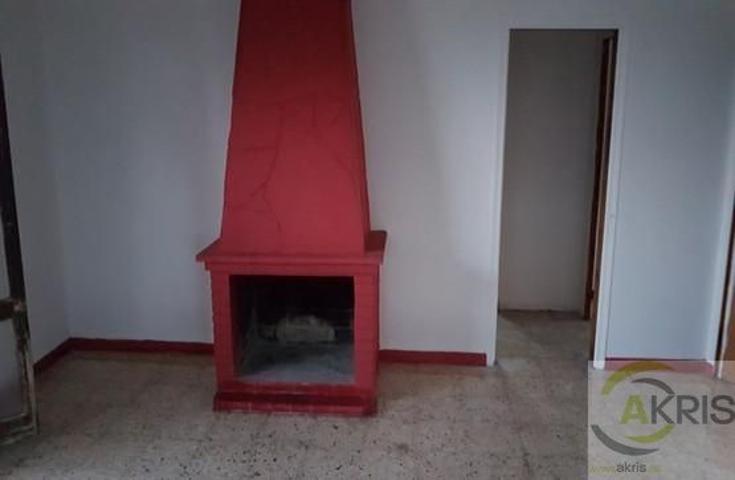 CASA OCUPADA EN VENTA EN TORRELLES DE FOIX (BARCELONA) photo 0
