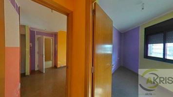 PISO EN VENTA EN TERRASSA photo 0