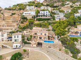 Chalet en Cala Moragues, Puerto de Andratx! photo 0