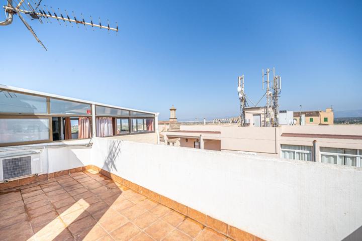 Ático con encanto y vistas espectaculares en el centro de Sant Jordi photo 0