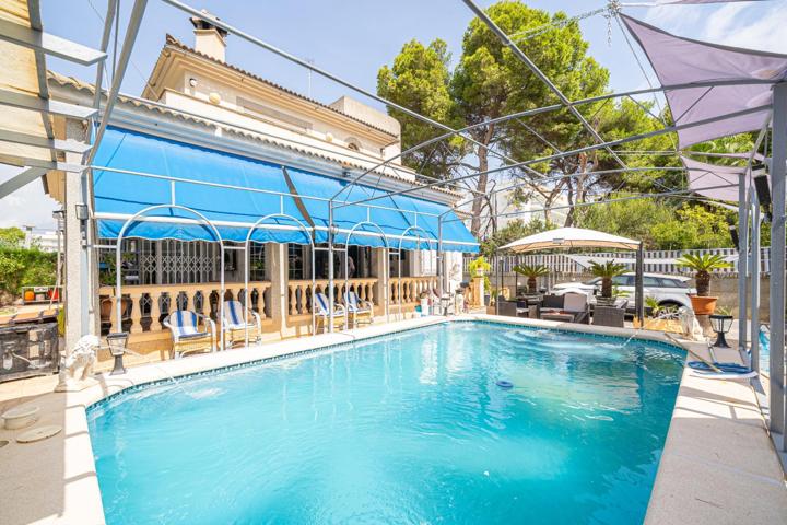 Chalet unifamiliar con piscina y licencia vacacional en Las Maravillas photo 0