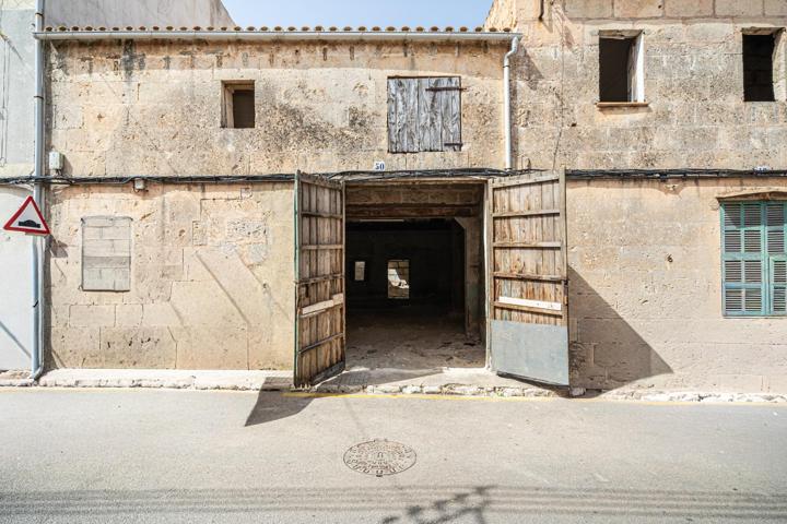 Solar 140 m² con una construcción de 223 m² photo 0