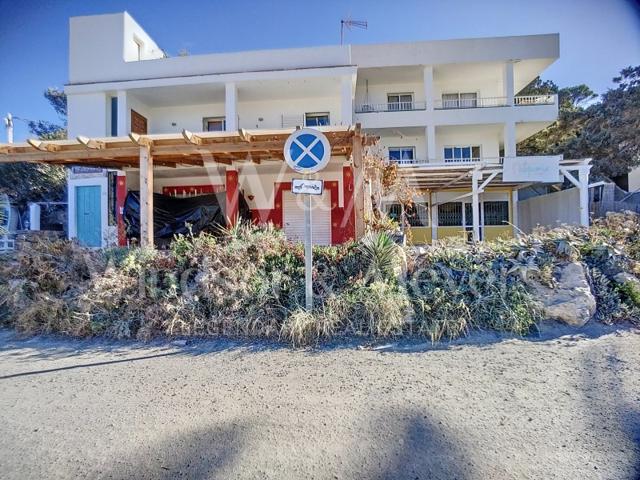 Local En venta en Sant Josep De Sa Talaia photo 0