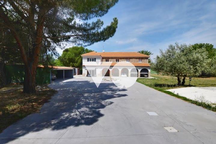 Chalet en venta en Algete, Madrid photo 0