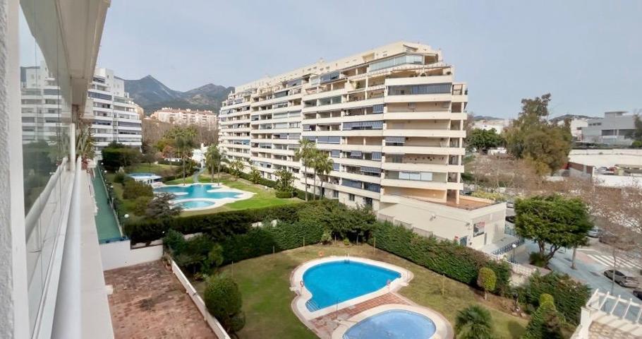 AMPLIO PISO CERCA DE LA PLAYA Y DE TODOS LOS SERVICIOS EN MARBELLA photo 0