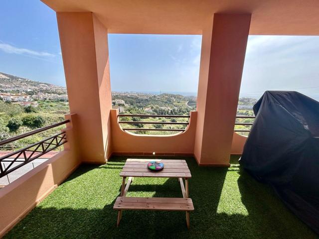 ENCANTADOR CHALET EN BENALMADENA CON VISTAS AL MAR photo 0