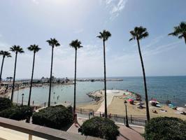 APARTAMENTO TOTALMENTE REFORMADO EN PRIMERA LÍNEA DE MAR EN MARBELLA photo 0