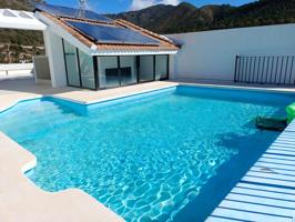 Piso en Ojen photo 0