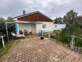 Villa En venta en Villa del Prado photo 0