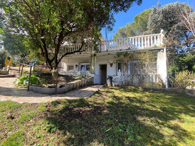 Villa En venta en Villa del Prado photo 0