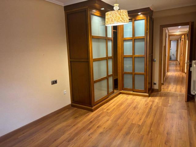 Piso en venta en Pumarín-Teatinos(33001) photo 0