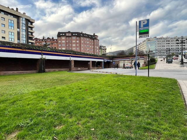 Garaje en venta en Pumarín-Teatinos(33011) photo 0
