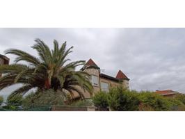 Fantástico chalet adosado con gran jardín en Santa María de Getxo. photo 0