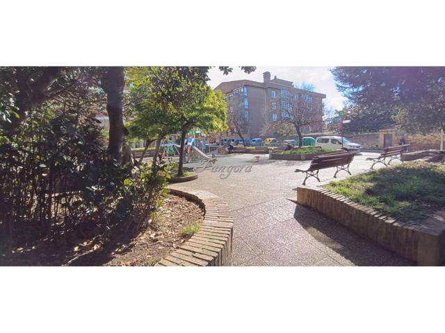 Fantástico piso en la Plaza de Alango, centro de Algorta. photo 0