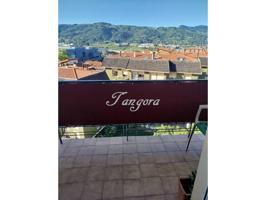 Precioso piso con buena altura, lleno de luz en Portugalete photo 0