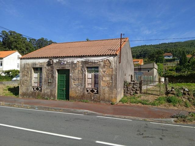 CASA DE PIEDRA CON FINCA PARA REHABILITAR photo 0