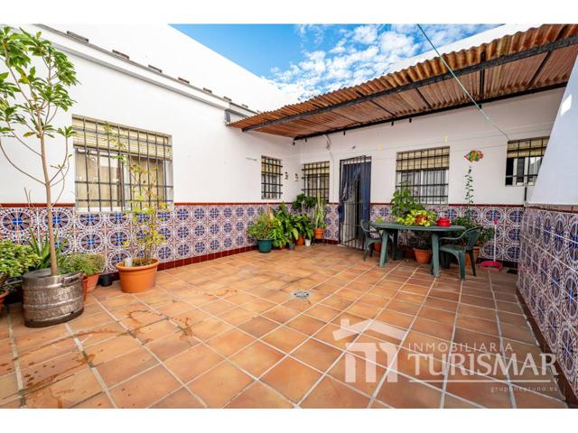 ¡Casa en venta en Lepe! photo 0