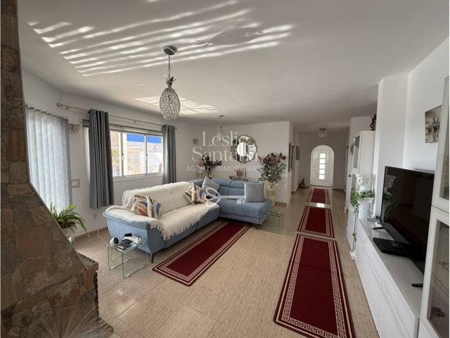 Coqueta villa en venta en Villaverde photo 0