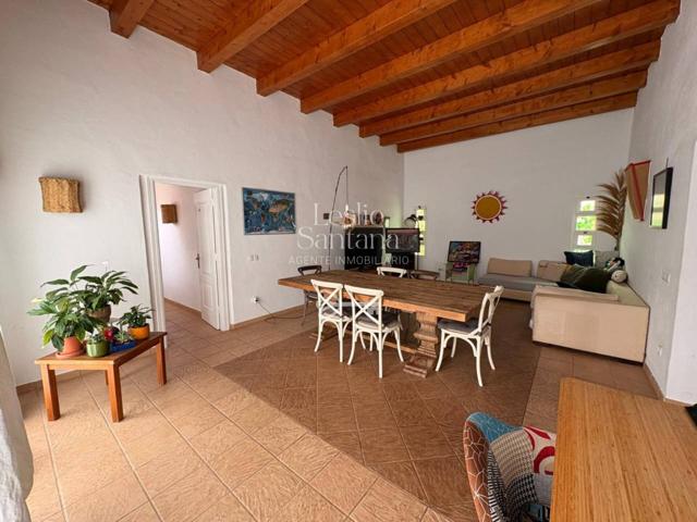 PRECIOSA VILLA EN VENTA EN LAJARES photo 0