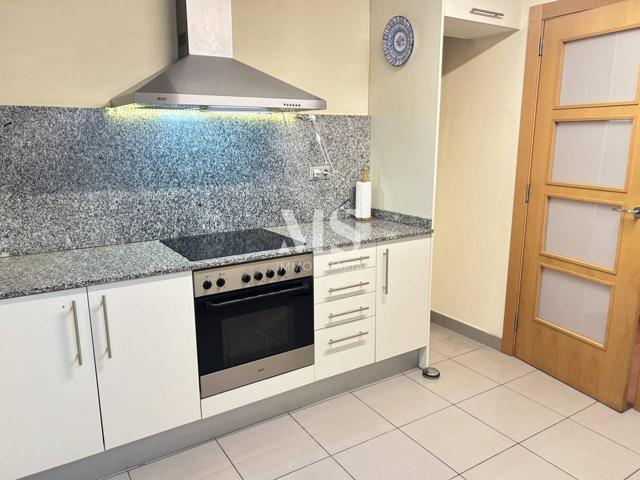 OPORTUNIDAD. Venta de piso en Vic photo 0