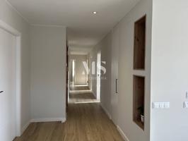 Piso TOTALMENTE REHABILITADO en venta en Vic. photo 0