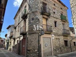 Venta de edificio para rehabilitar en Montesquiu photo 0