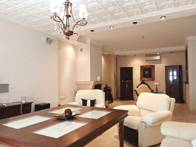 Chalet adosado en venta en Calle Cristobal Becerra s-n photo 0