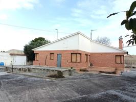 'CHALET INDEPENDIENTE + TERRENO RUSTICO + NAVE INDUSTRIAL ' photo 0