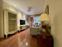 Piso en Zona Alta para entrar a vivir bien cuidado photo 0