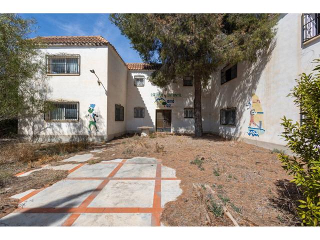 Chalet en venta en La Presa de Manises photo 0