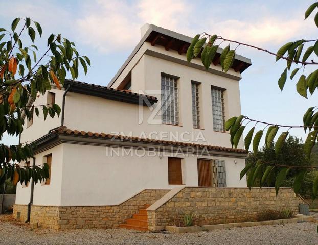 Villa En venta en Sant Mateu photo 0