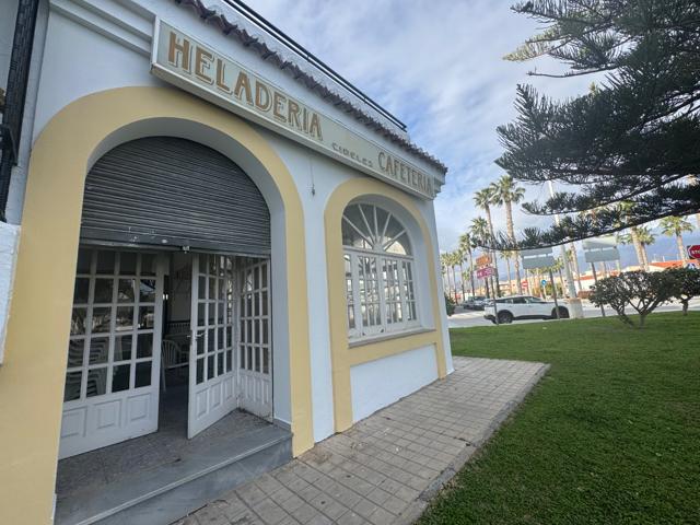 Industrial En venta en Motril photo 0