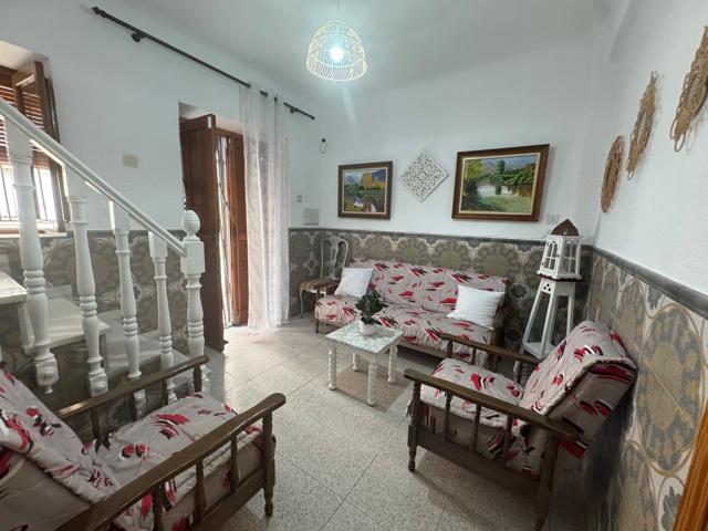 Casa En venta en Vélez de Benaudalla photo 0