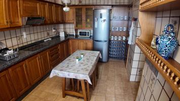 Habitacion en alquiler en Cardenal Parrado photo 0