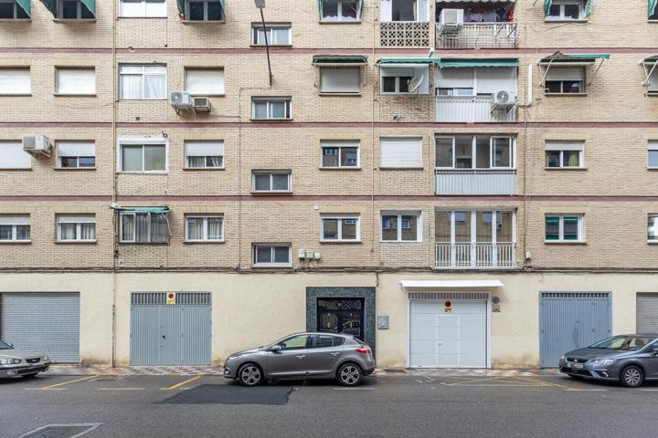 Piso en venta frente Estadio Los Carmenes photo 0